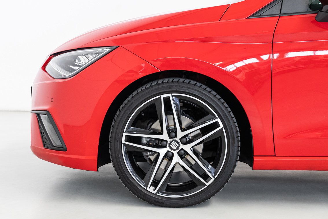 SEAT Ibiza FR PLUS 1.0 TSI 110 CV