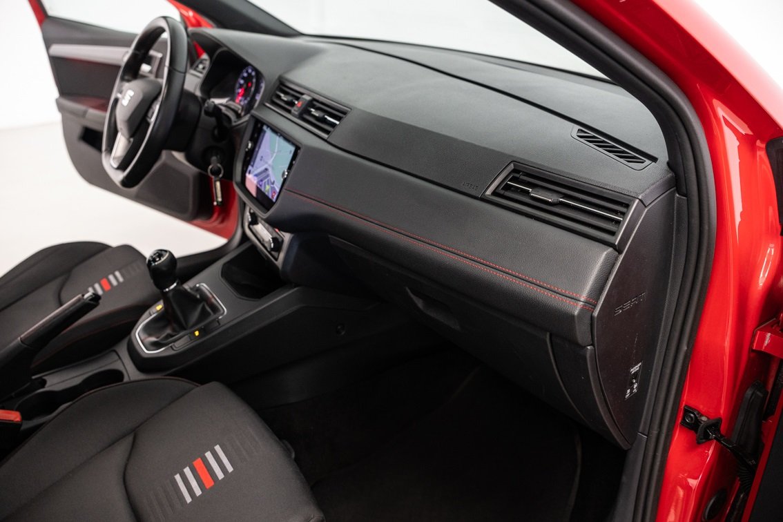 SEAT Ibiza FR PLUS 1.0 TSI 110 CV