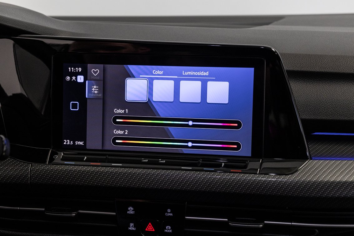 VOLKSWAGEN Golf R LINE 1.5 ETSI DSG 150 CV