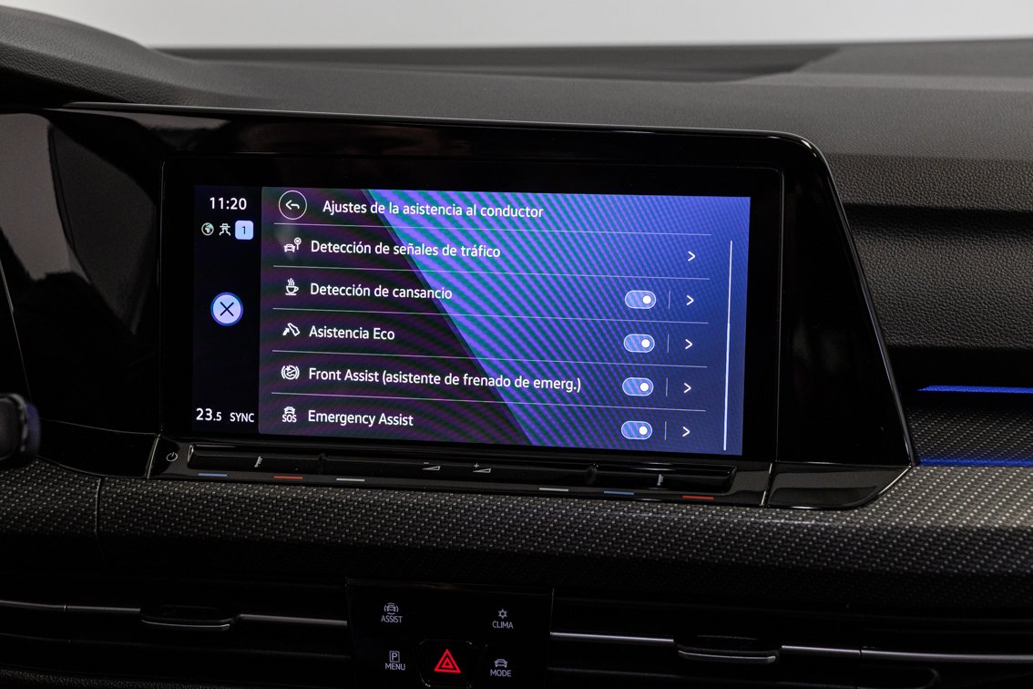 VOLKSWAGEN Golf R LINE 1.5 ETSI DSG 150 CV