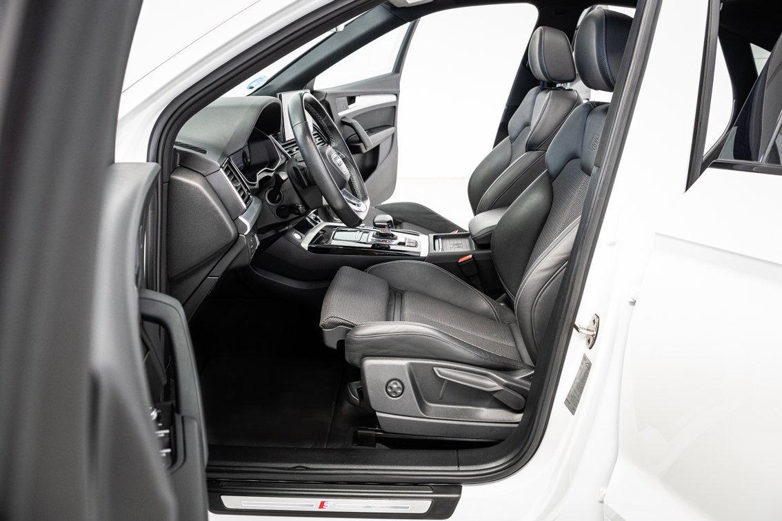 AUDI Q5 SPORTBACK BLACK LINE 35 TDI S TRONIC 163 CV