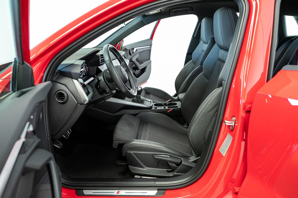 AUDI A3 SPORTBACK S LINE 30 TDI 116 CV