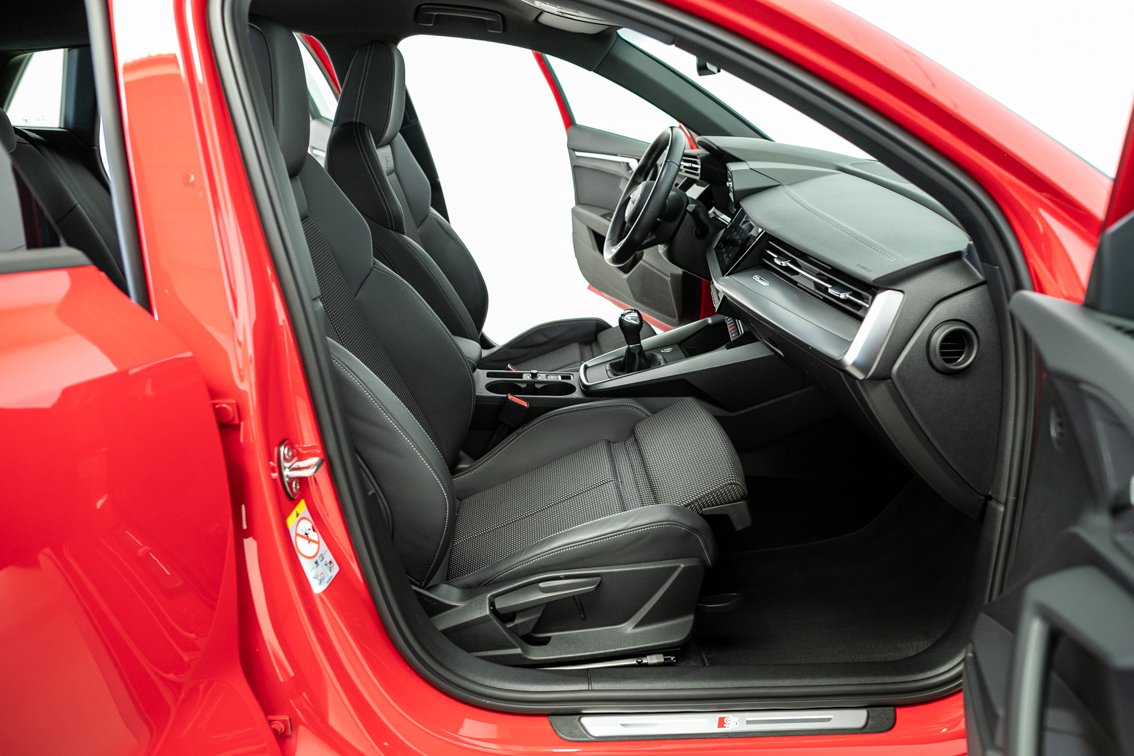 AUDI A3 SPORTBACK S LINE 30 TDI 116 CV