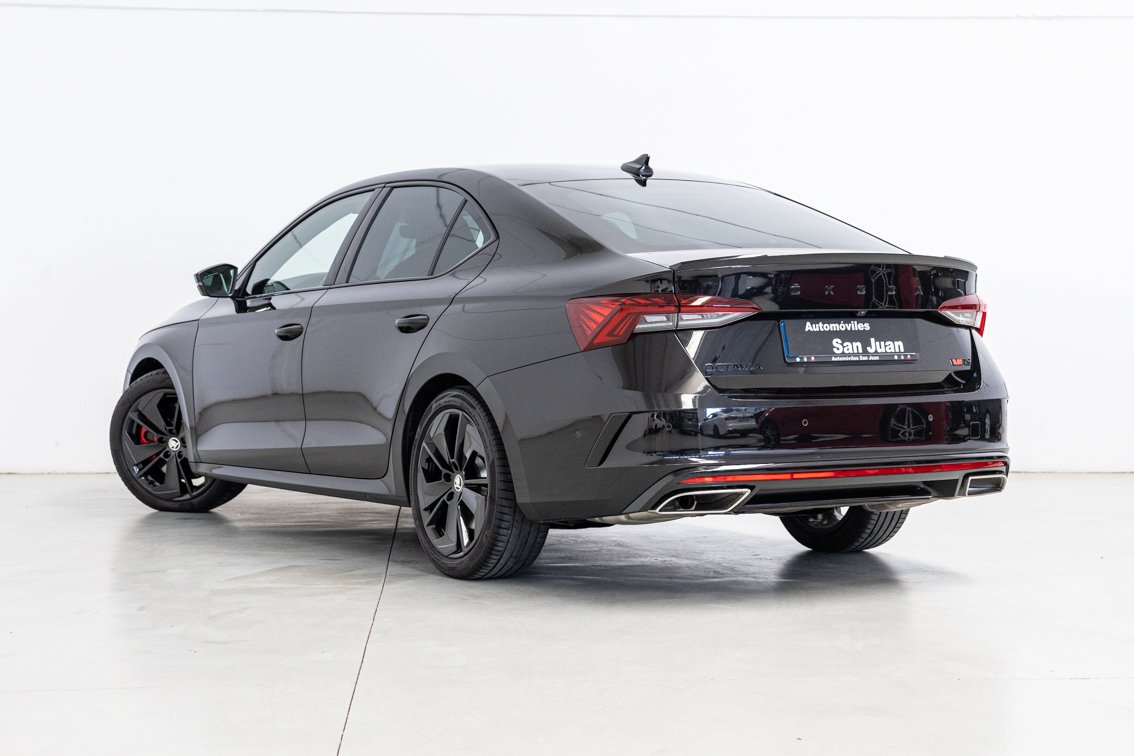 SKODA Octavia RS 2.0 TSI DSG 245 CV