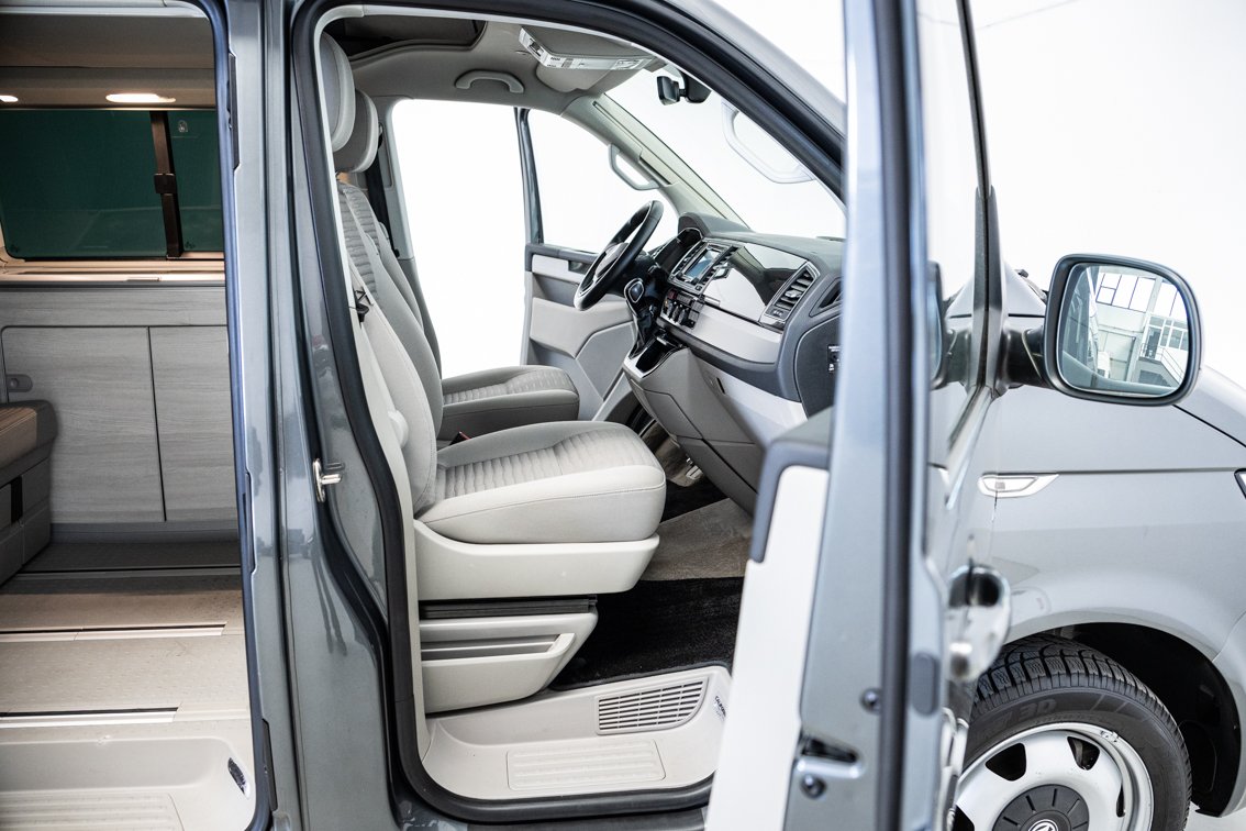 VOLKSWAGEN CALIFORNIA OCEAN 2.0 TDI DSG 204 CV