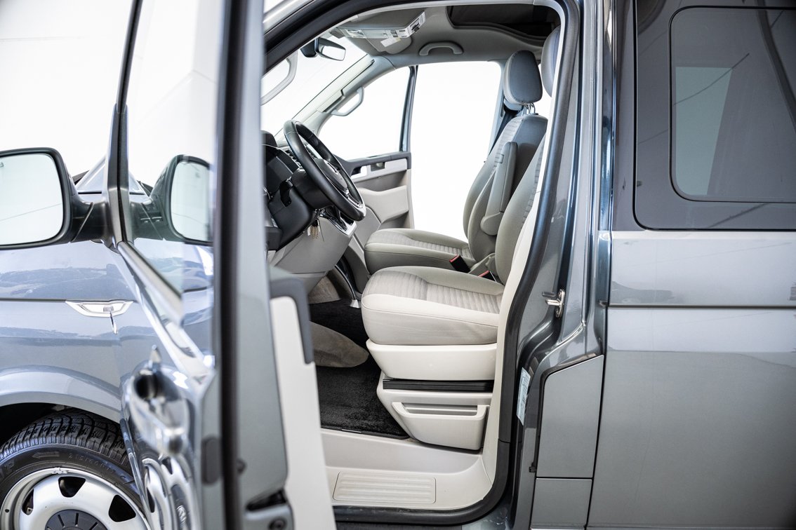 VOLKSWAGEN CALIFORNIA OCEAN 2.0 TDI DSG 204 CV