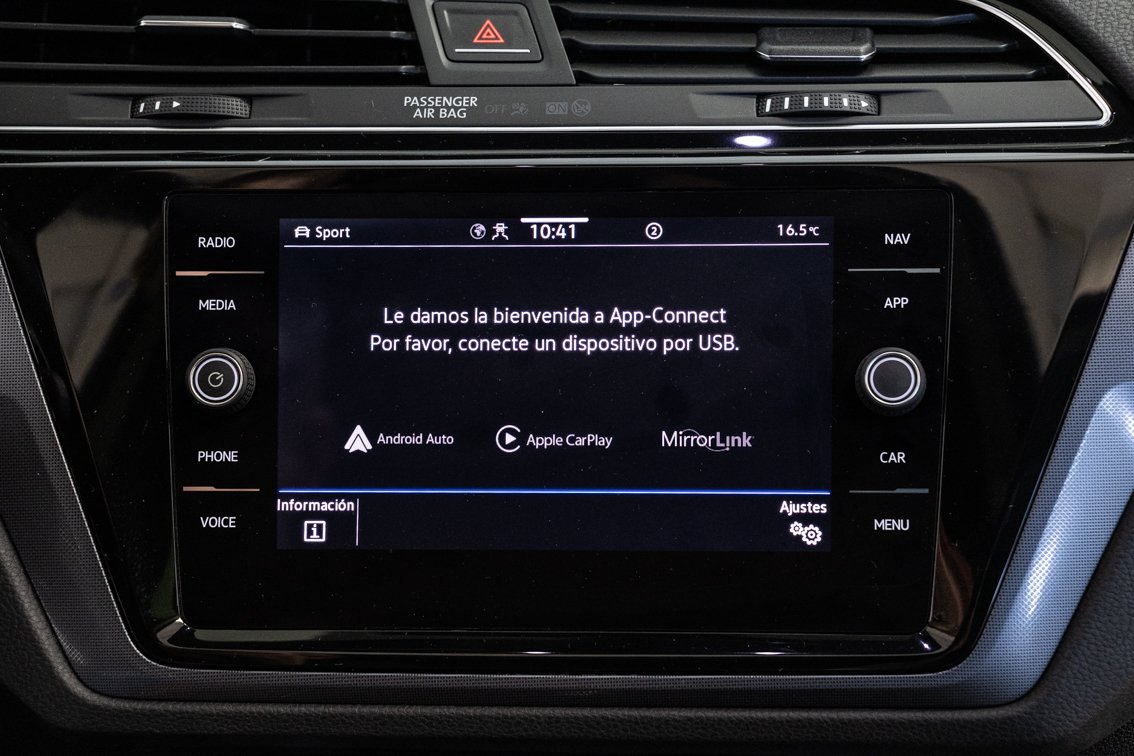 VOLKSWAGEN Touran SPORT R LINE 2.0 TDI DSG 150 CV