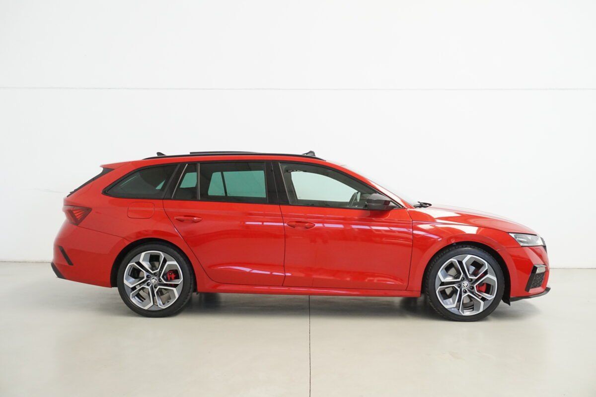 SKODA OCTAVIA COMBI RS 2.0 TSI DSG 245 CV
