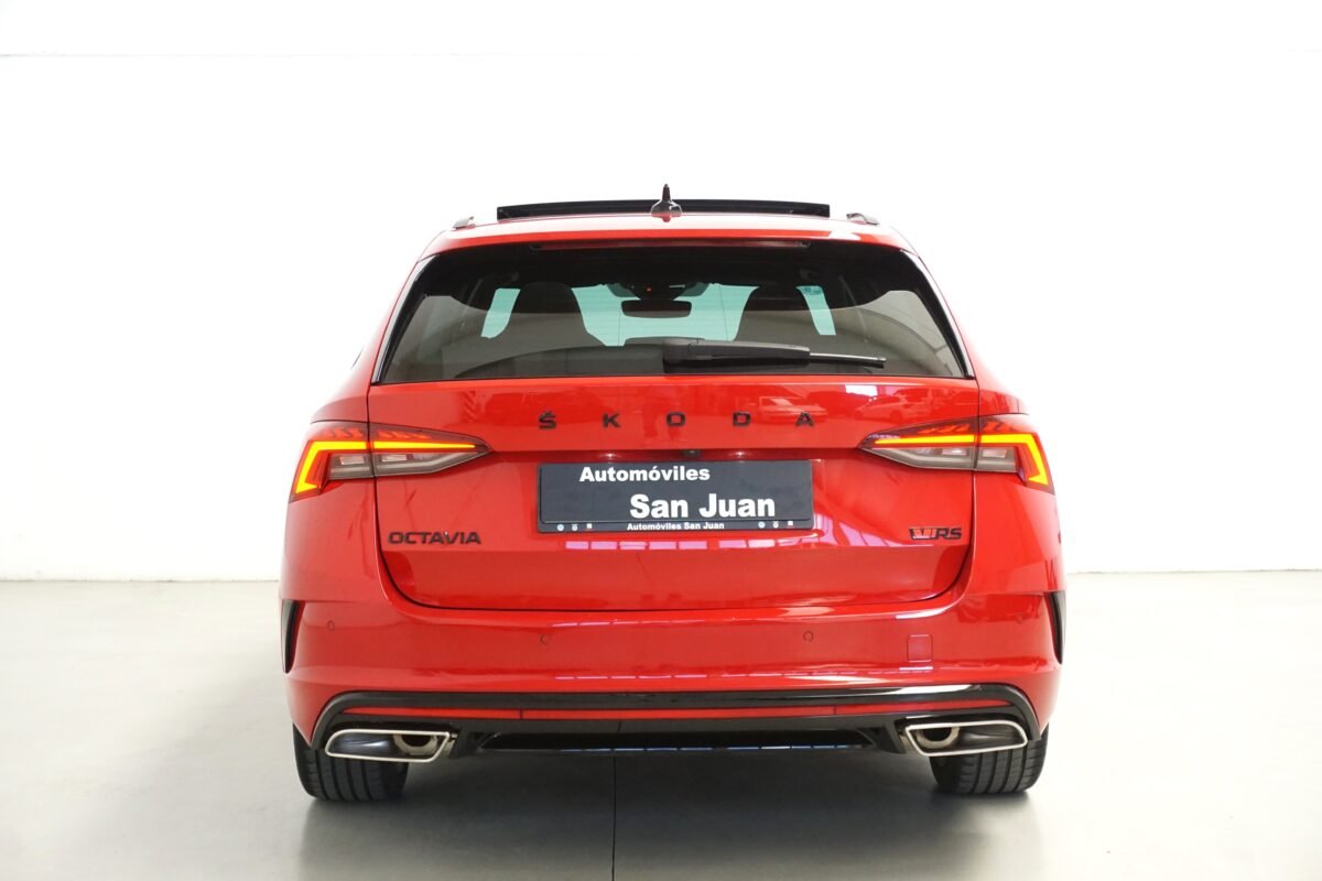 SKODA OCTAVIA COMBI RS 2.0 TSI DSG 245 CV