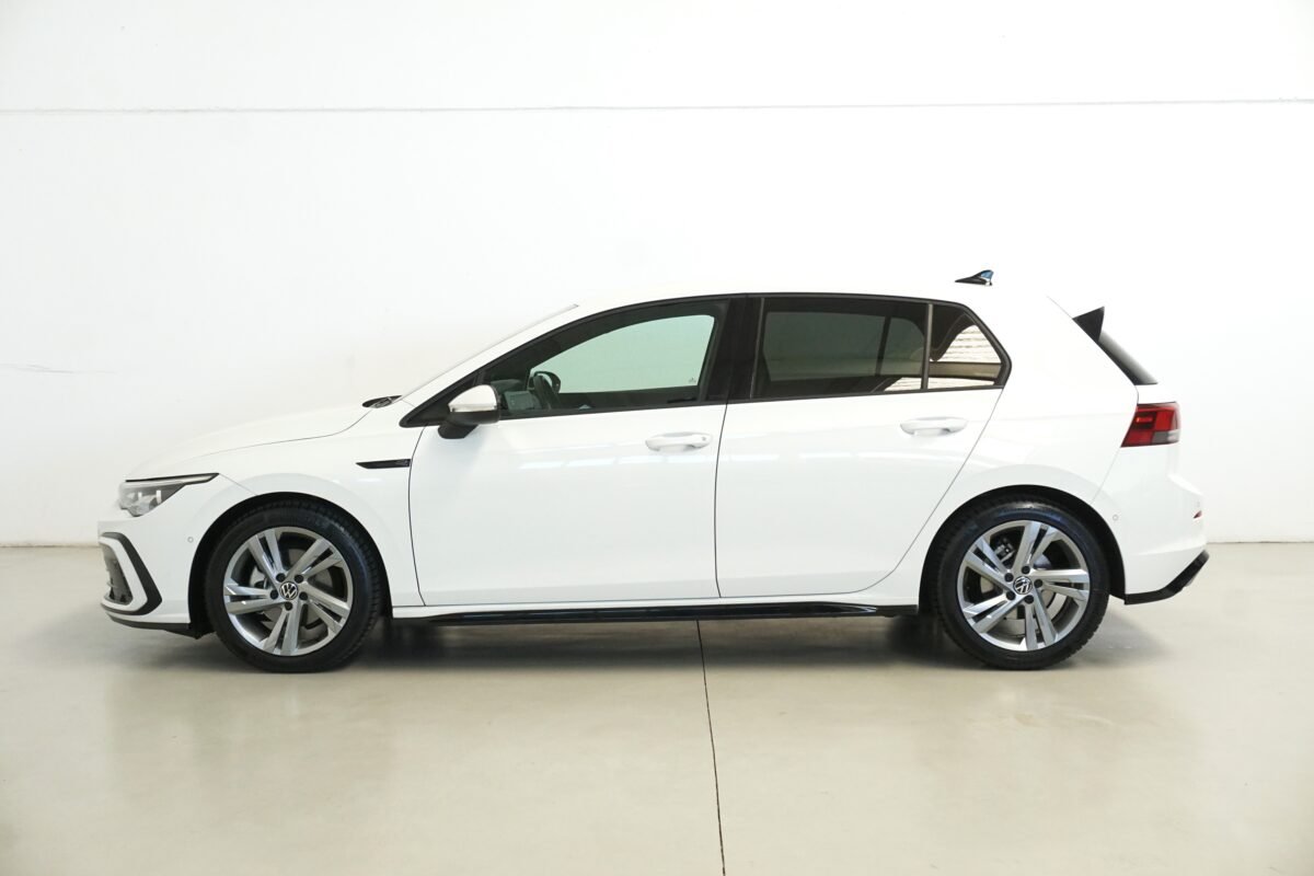 VOLKSWAGEN Golf R LINE 1.5 ETSI DSG 130 CV