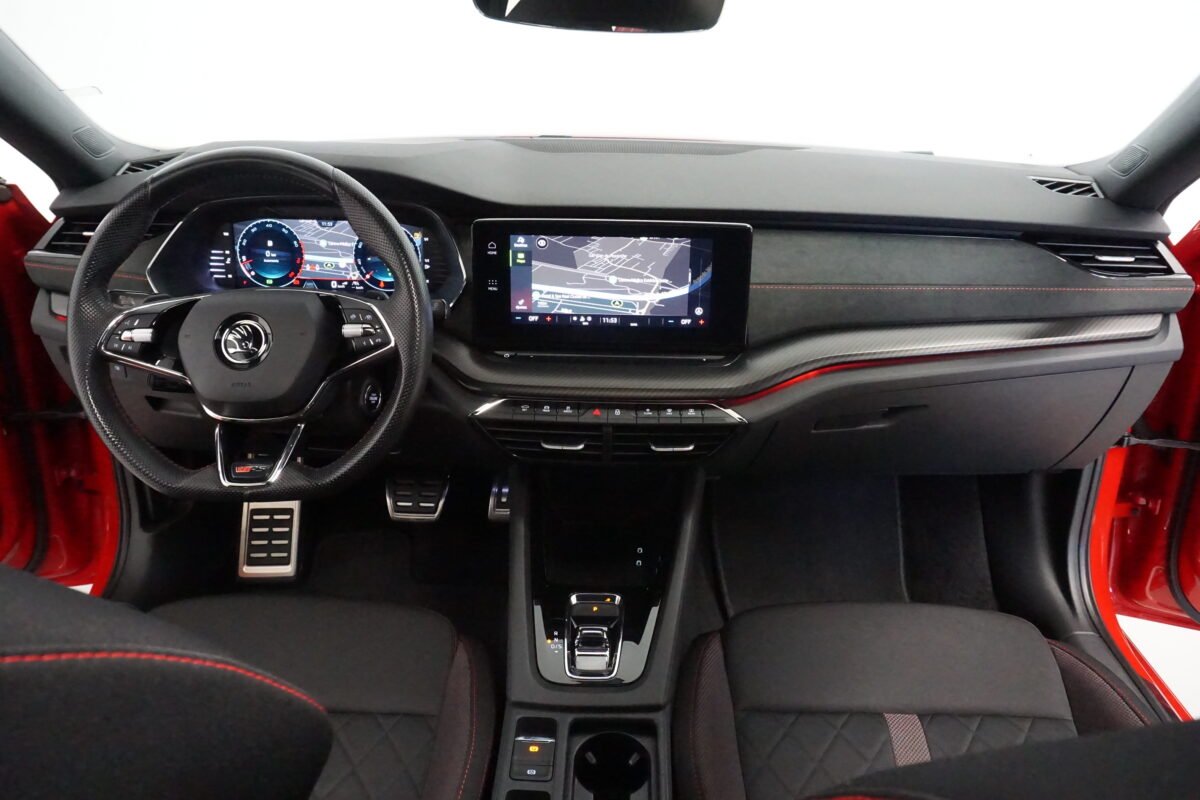 SKODA OCTAVIA COMBI RS 2.0 TSI DSG 245 CV
