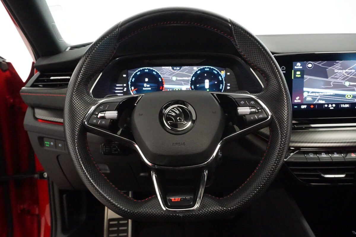 SKODA OCTAVIA COMBI RS 2.0 TSI DSG 245 CV