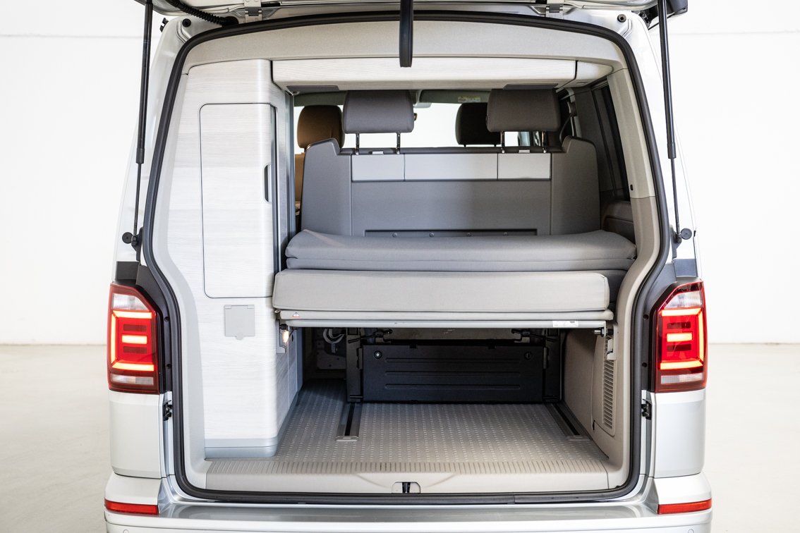 VOLKSWAGEN CALIFORNIA OCEAN EDITION 2.0 TDI DSG 204 CV