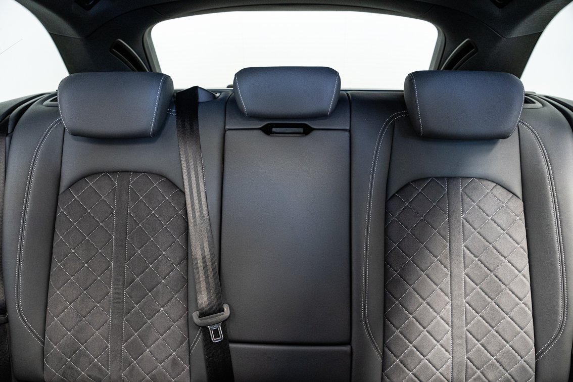 AUDI A4 Avant BLACK LINE 35 TDI S TRONIC 163 CV