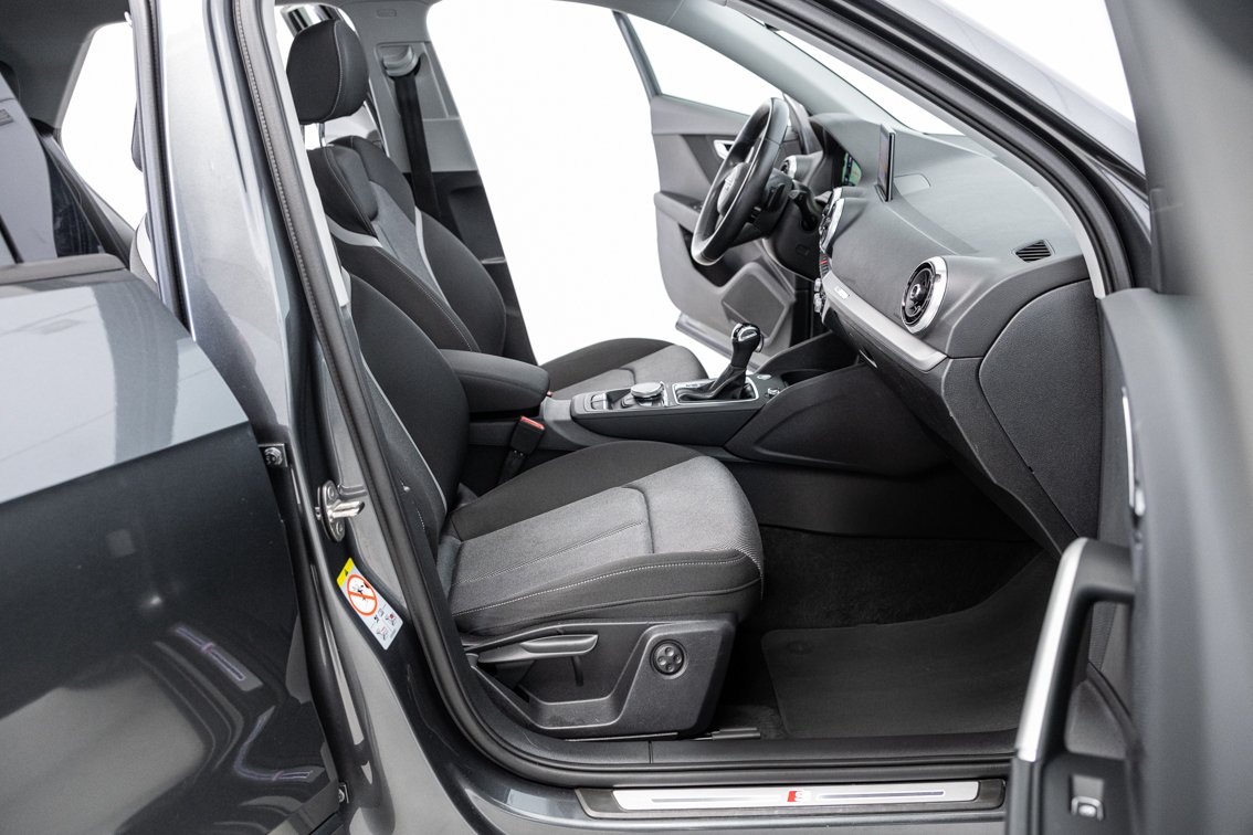 AUDI Q2 BLACK LINE 35 TDI S TRONIC 150 CV