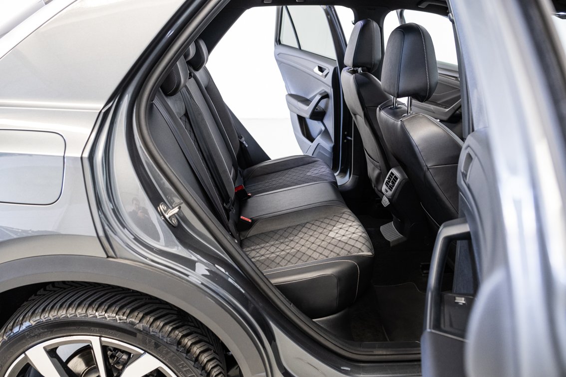 VOLKSWAGEN T-ROC R LINE 1.5 TSI 150 CV