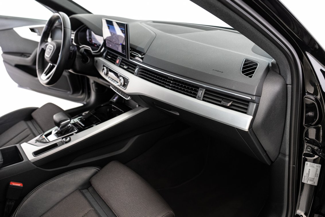 AUDI A4 Avant S LINE 35 TDI S TRONIC 163 CV