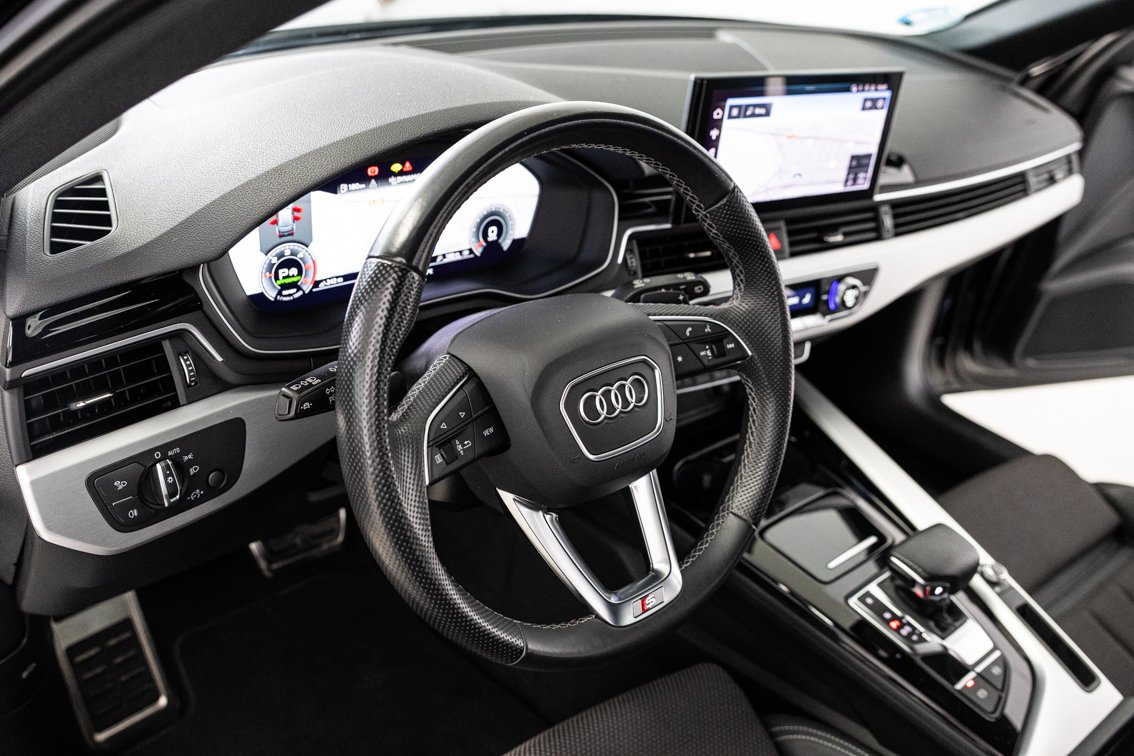 AUDI A4 Avant S LINE 35 TDI S TRONIC 163 CV