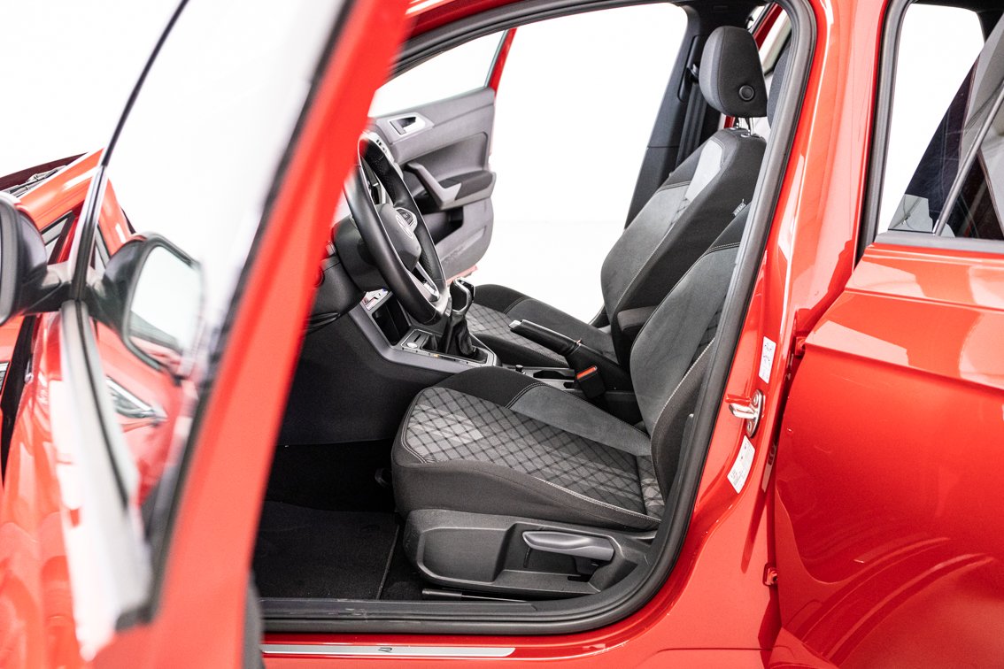 VOLKSWAGEN TAIGO R LINE 1.0 TSI 110 CV