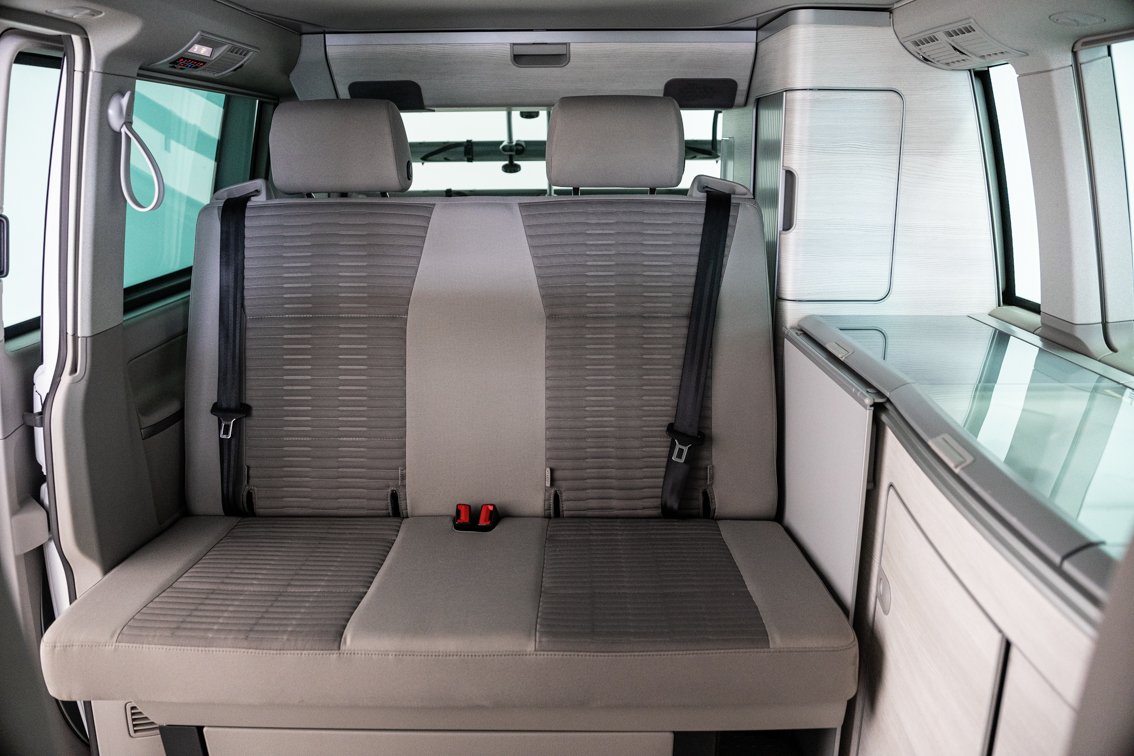 VOLKSWAGEN CALIFORNIA OCEAN EDITION 2.0 TDI DSG 4MOTION 200 CV