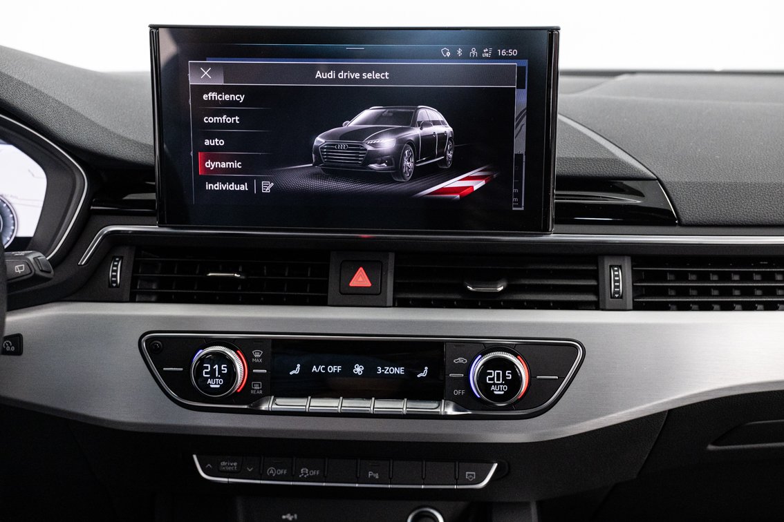 AUDI A4 Avant S LINE 35 TDI S TRONIC 163 CV