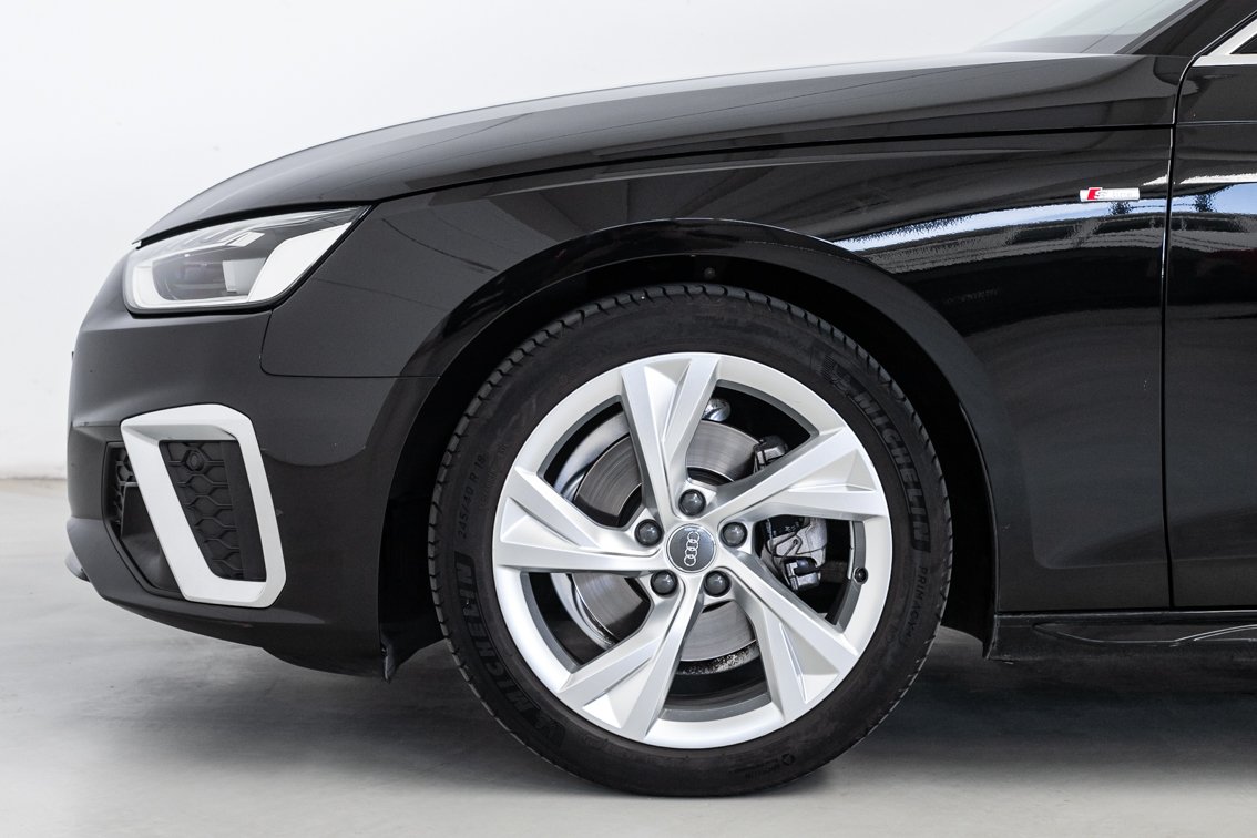 AUDI A4 Avant S LINE 35 TDI S TRONIC 163 CV